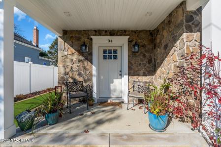 34 York Avenue, Port Monmouth, New Jersey 07758, Amerika Birleşik Devletleri