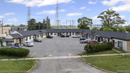 44784 Woodward Avenue, Pontiac, Michigan 48341