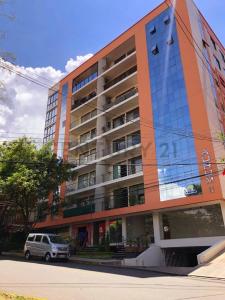 Calle Eudoro Galindo, edificio Aurum II , Este, Cochabamba, Bolivia