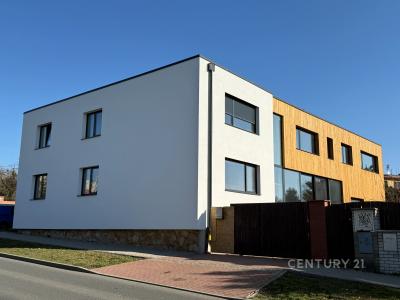 2, Božanovská, Praha, území Hlavního města Prahy 19300, Czech Republic