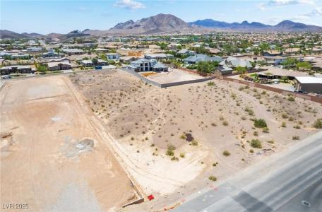 467 Mission Drive, Henderson, Невада 89002, Соединенные Штаты