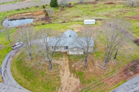 1176 Eberle Road, McKee, 肯塔基州 40447, 美国