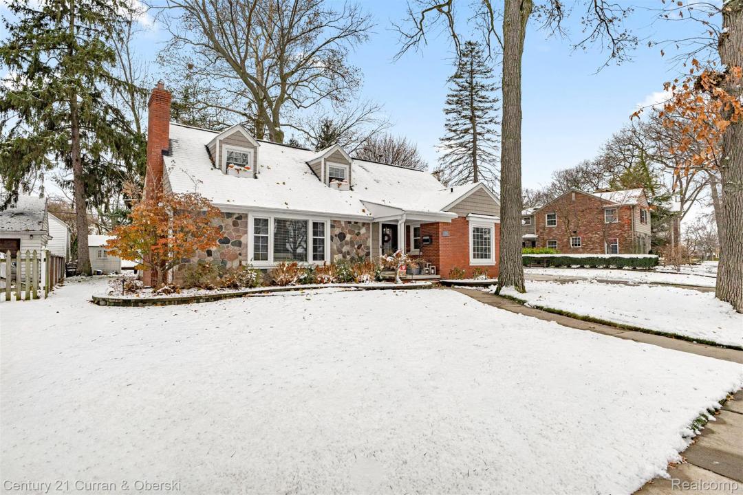 24801 Newton Street, Dearborn, Michigan 48124, États-Unis