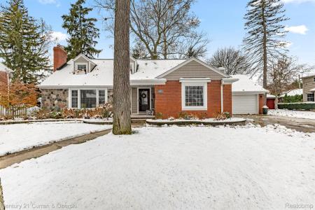 24801 Newton Street, Dearborn, Michigan 48124, États-Unis