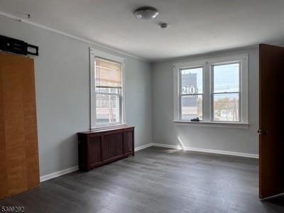 211 W Saint Georges Ave, Linden City, New Jersey 07036, États-Unis