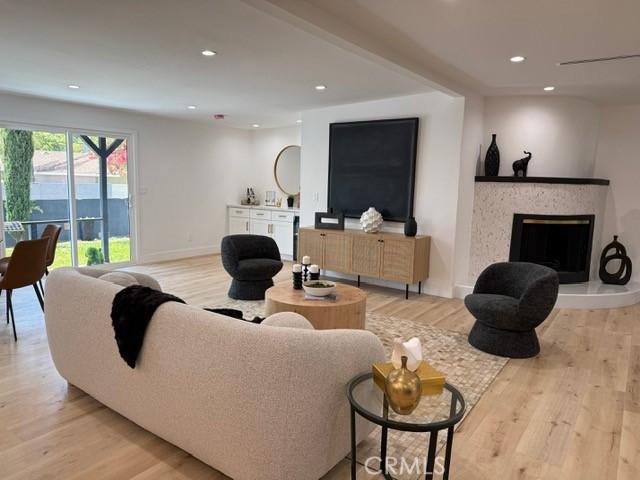 20406 Londelius, Winnetka, California 91306, Stati Uniti