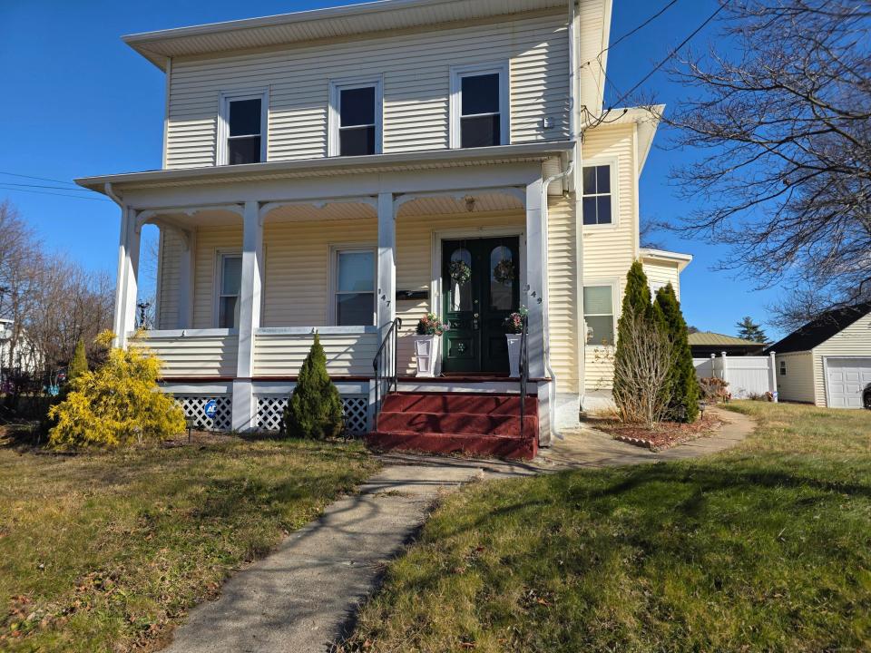 147 Pearl Street #2nd Fl 2nd Fl, Enfield, Connecticut 06082