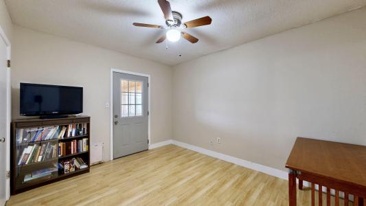 10574 NM 337, Tijeras, NM 87059, USA