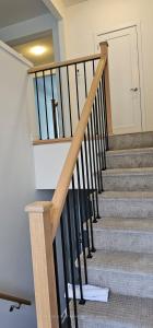 27 LYALL STOKES CIRCLE, East Gwillimbury, Ontario L0G 1M0, Canada