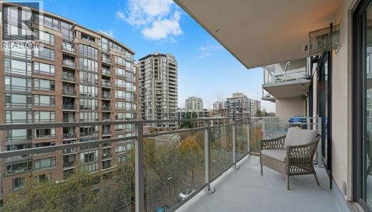 175 WEST 1ST STREET, North Vancouver, Colombie-Britannique V7M 3N9, Canada