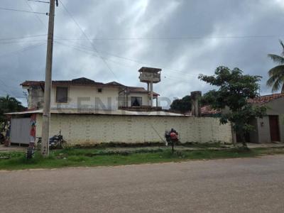 C/ COCHABAMBA ESQ. FELIX PINTO SAUCEDO , San José, Beni 00001, Bolivia