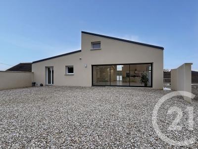 Nailly, Bourgogne 89100, France