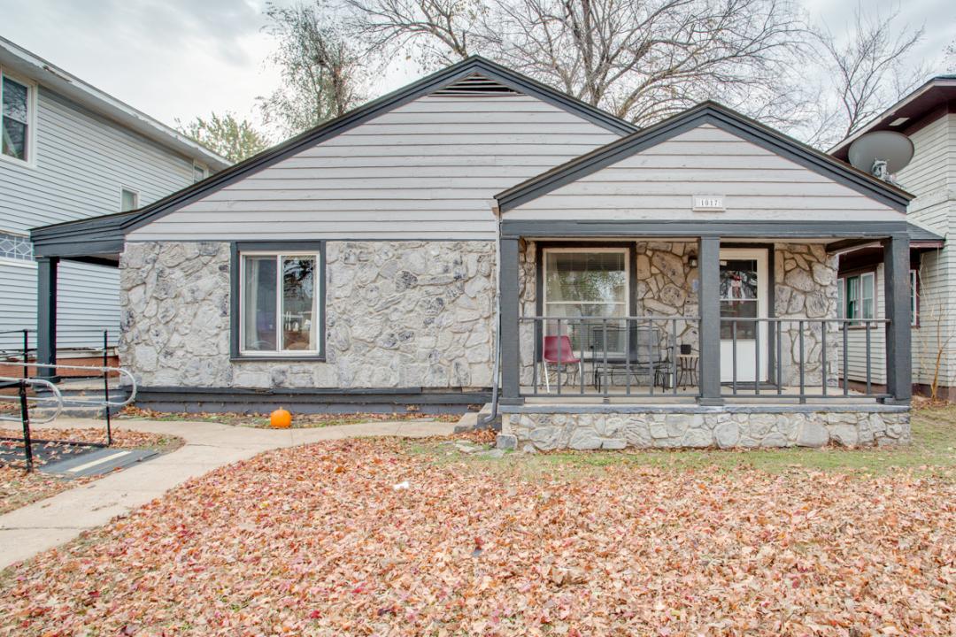 1017 W Cherokee Ave, Enid, אוקלהומה 73703, ארצות הברית של אמריקה