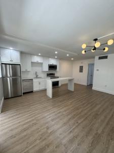 1720 Cleveland St # 110W, Hollywood, Florida 33020, USA