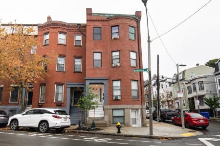 6 Monmouth Street #202, East Boston, Massachusetts 02128, USA