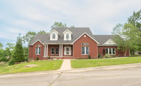 2548 Stone Ridge Drive, Poplar Bluff, Missouri 63901, USA
