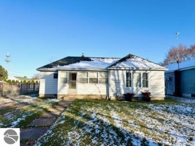 320 N Clinton Street, St Louis, Michigan 48880, Estados Unidos