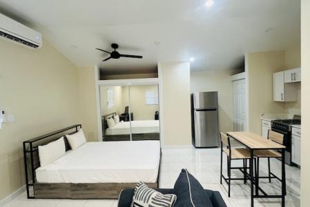MODERN ALL INCLUSIVE STUDIO, Savannah, Grand Cayman, Islas Caimán