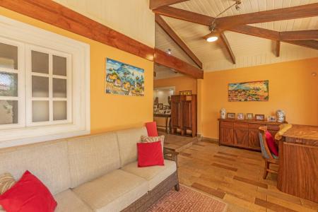 Coco Veterinaria , Playas Del Coco Sardinal Carrillo, Guanacaste 50503, Costa Rica