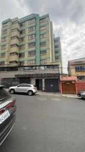 Edificio Ntra. Sra, De La Paz, Plaza Villarroel N°53, zona Miraflores Departamento N° 4C, , La Paz, La Paz 00001, Bolivia