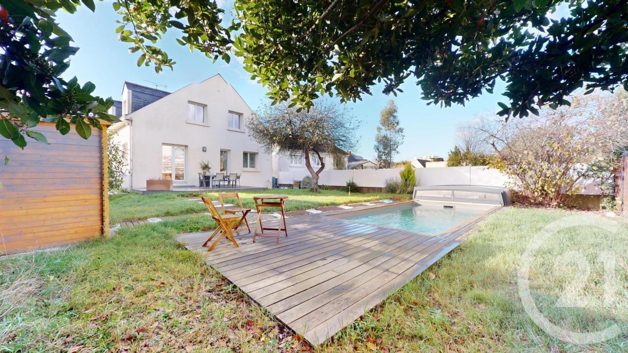 Nantes, Pays De La Loire 44100, Pháp