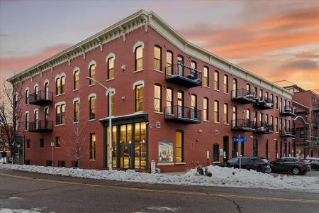 222 N Kalamazoo Mall, 200, Kalamazoo, Michigan 49007, USA