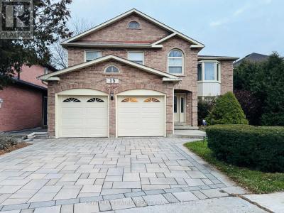 15 TIMPSON DRIVE, Aurora (aurora Highlands), Ontario L4G 5K6, Canada