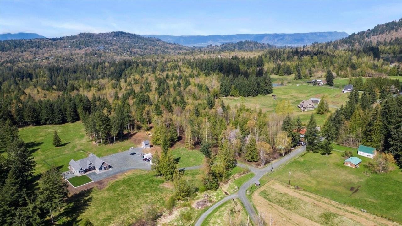 4491 BENCH ROAD, Chilliwack, British Columbia V4Z 1G1, Canada