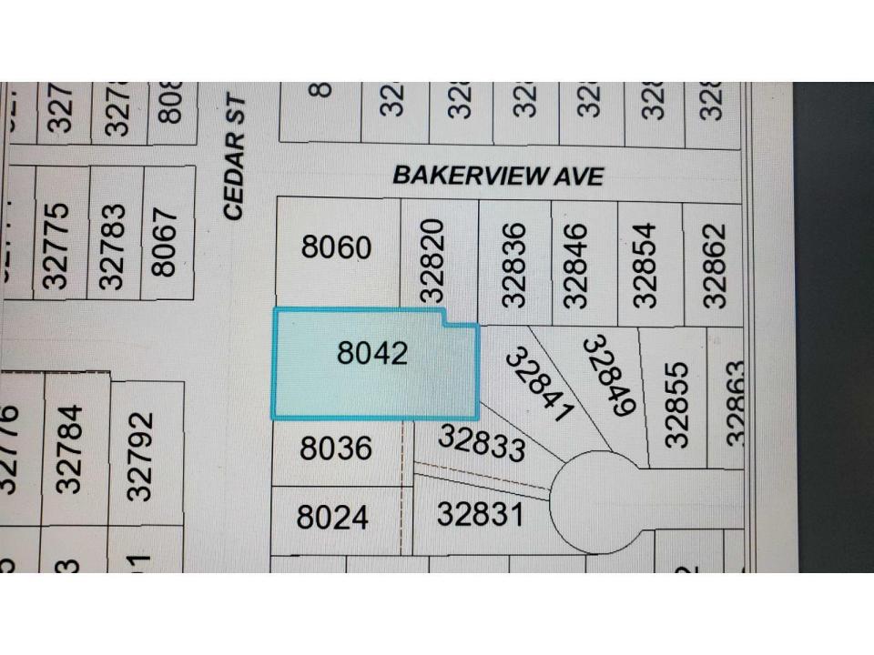 8042 CEDAR STREET, Stile Mission, Columbia Britannica V2V 3N1, Canada