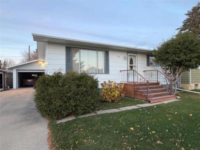 148 EDGAR AVENUE, Dauphin, 馬尼托巴 R7N 0R6, 加拿大
