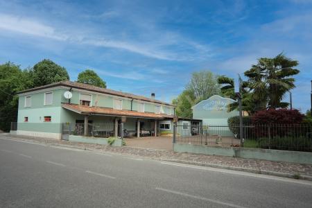 Via Giuseppe Garibaldi, Casaleone, Veneto 37052, Italy