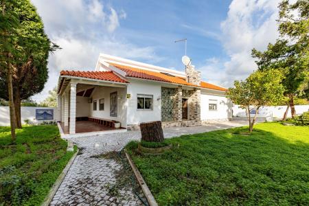 Porto De Mós, Leiria 2480-078, Portugal