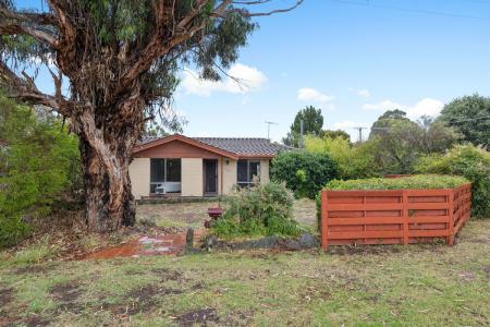 25 Matison Road, Morphett Vale, SA 5162, Australia