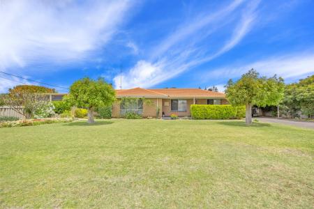 16 Smythe Crescent, South Bunbury, WA 6230, Australia