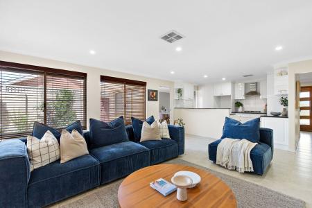 8a Bruning Road, Manning, WA 6152, Australia