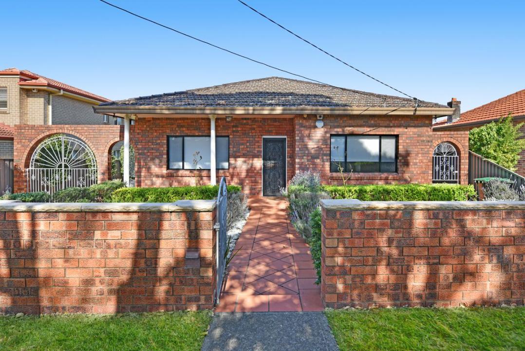 13 Wordsworth Avenue, Concord, NSW 2137, Australia