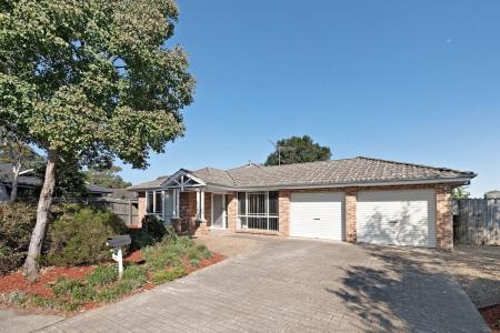 4 Bundarra Court, Wattle Grove, NSW 2173, Australie