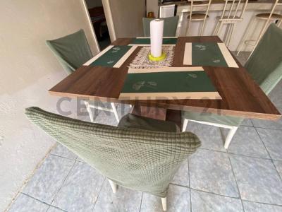 JOSE LUIS TAMAYO, VICENTE ROCAFUERTE MZ 136A 12/13, Salinas, Santa Elena 00001, Ecuador