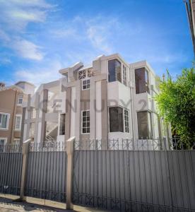 Calle J 7, Auquisañama, La Paz 00001, Bolivia