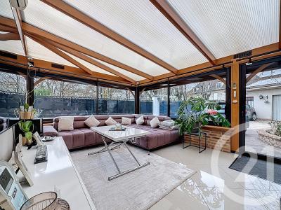 Montfermeil, Île-de-France 93370, Francia