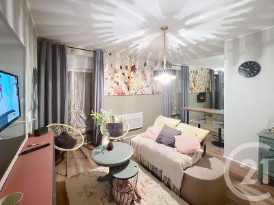 Epernay, Champanha-Ardenas 51200, França