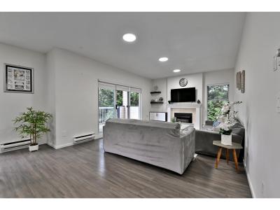 13918 72 AVENUE, Surrey, British Columbia V3W 0T4, Canada