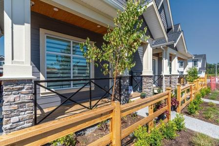 19643 74 AVENUE, Langley, British Columbia V2Y 3G6, Canada