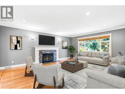 2050 SPERLING AVENUE, Burnaby, British Columbia V5B 4K5, Canada