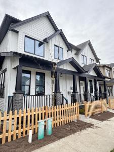 7621 197 STREET, Langley, British Columbia V3A 7X8, Canada