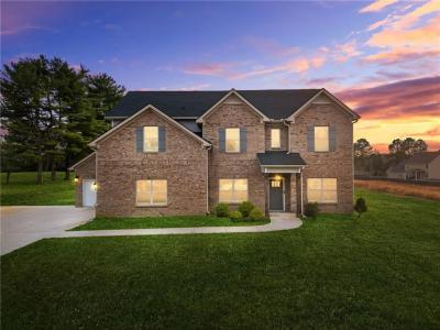 689 S Jeff Davis Drive, Fayetteville, Georgia 30215, USA