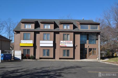 1 Austin Ave 2nd floor #C, Iselin, نيو جيرسي 08830, الولايات المتحدة