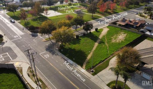 775 Mast Avenue, Mc Farland, California 93250, USA