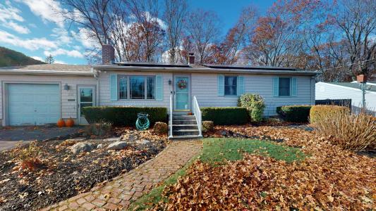 125 Revere Avenue, Town Of West Warwick, RI 02893, USA