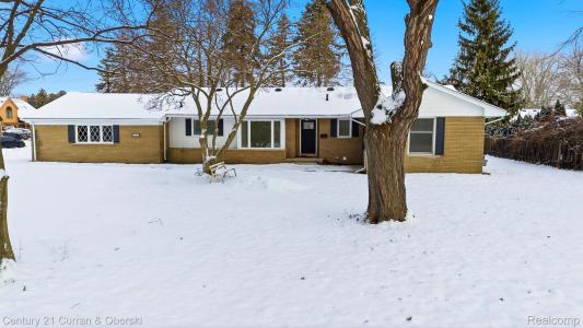 17980 Superior Street, Southgate, Michigan 48195